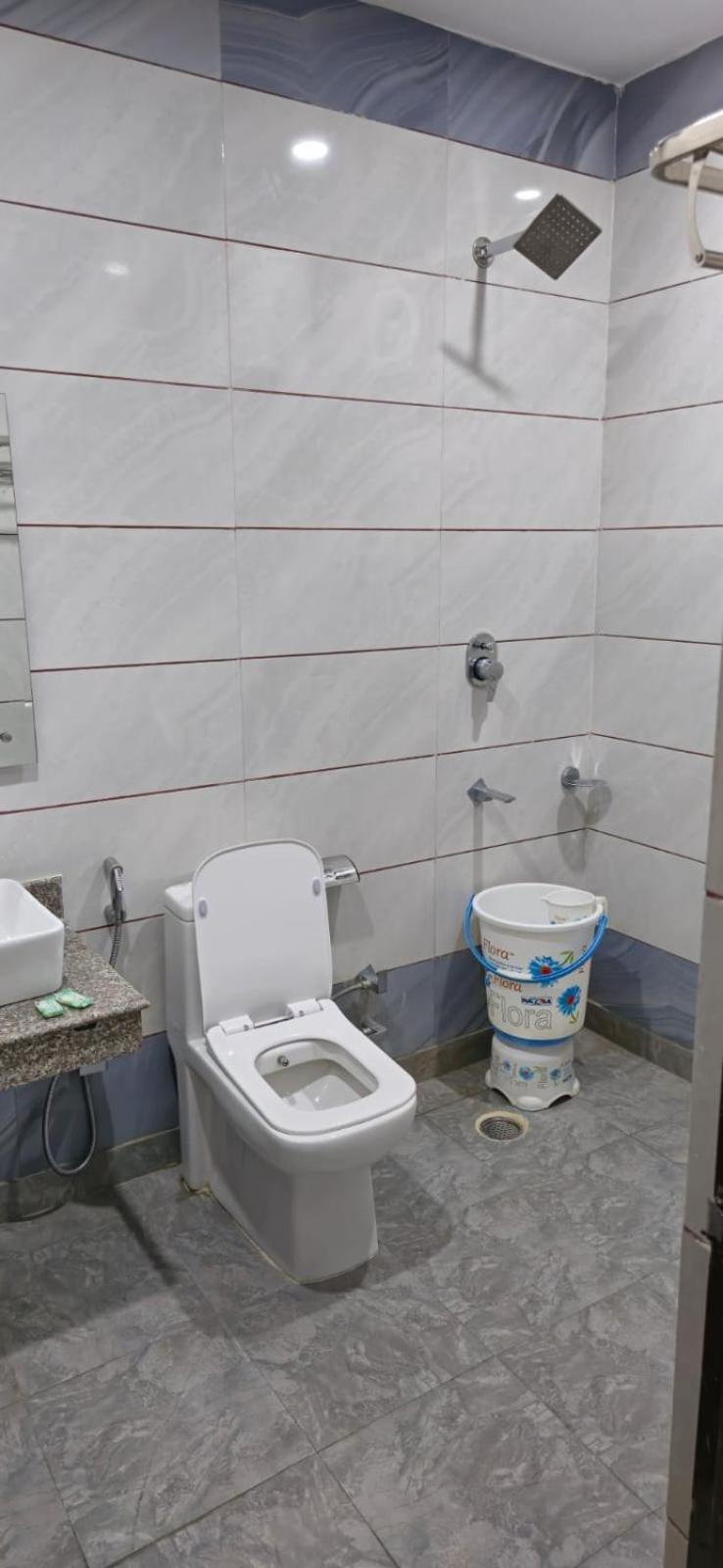 Готель Satya Residency Катра Екстер'єр фото
